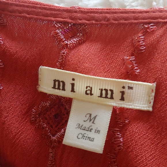 Francesca’s Embroidered Dark Orange/Red Romper Medium - Picture 7 of 7